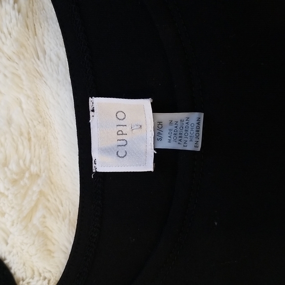 Cupio black plain short sleeve t-shirt, size S - Picture 2 of 8
